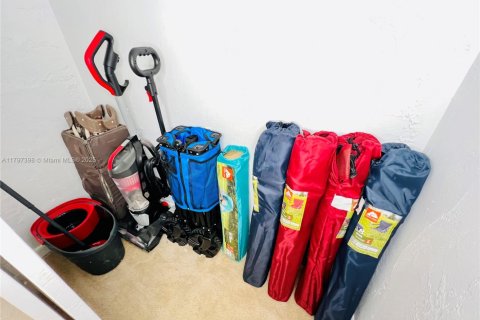 Apartamento en alquiler en Sunny Isles Beach, Florida, 1 dormitorio, 93.37 m2 № 1874433 - foto 23