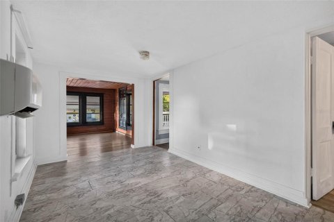 Immobilier commercial à vendre à Saint Petersburg, Floride: 2 chambres, 73.21 m2 № 2201547 - photo 8