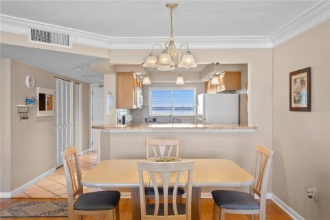 Condo in Clearwater, Florida, 2 bedrooms  № 2139307 - photo 12