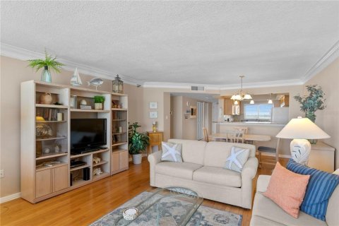 Condo in Clearwater, Florida, 2 bedrooms  № 2139307 - photo 10
