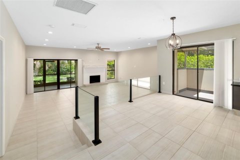 Condo in Sarasota, Florida, 3 bedrooms  № 2200379 - photo 24