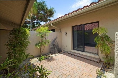 Condo in Sarasota, Florida, 3 bedrooms  № 2200379 - photo 7