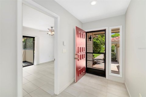 Condo in Sarasota, Florida, 3 bedrooms  № 2200379 - photo 11