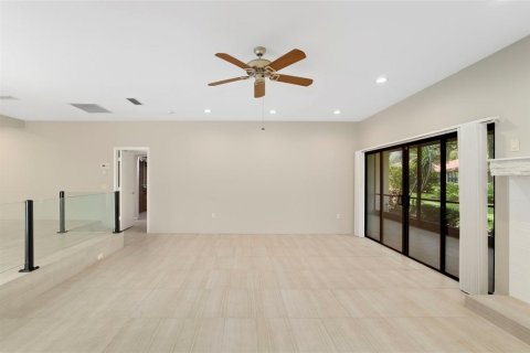 Condo in Sarasota, Florida, 3 bedrooms  № 2200379 - photo 26