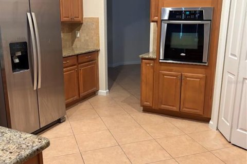 Villa ou maison à louer à Kissimmee, Floride: 6 chambres, 401.62 m2 № 2107341 - photo 5