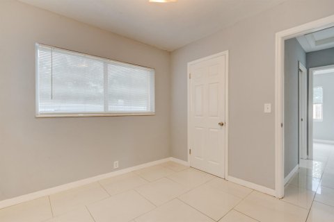 Купить коммерческую недвижимость в Делрей-Бич, Флорида 128.86м2, № 2265821 - фото 9