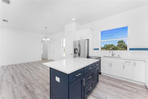 House in Port Charlotte, Florida 3 bedrooms, 152.36 sq.m. № 1563004 - photo 19