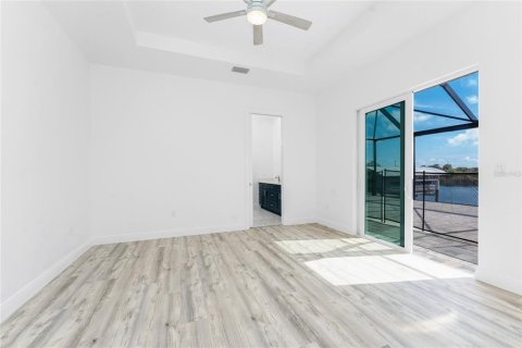 House in Port Charlotte, Florida 3 bedrooms, 152.36 sq.m. № 1563004 - photo 30