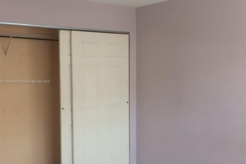Copropriété à vendre à Miami Beach, Floride: 2 chambres, 66.89 m2 № 1887768 - photo 19