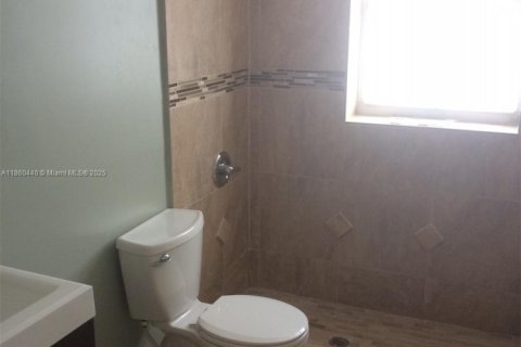 Copropriété à vendre à Miami Beach, Floride: 2 chambres, 66.89 m2 № 1887768 - photo 14