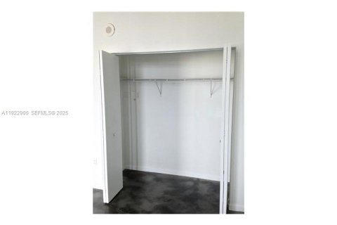 Copropriété à louer à Miami, Floride: 1 chambre, 63.64 m2 № 1976886 - photo 8