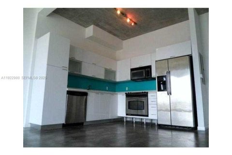 Copropriété à louer à Miami, Floride: 1 chambre, 63.64 m2 № 1976886 - photo 5