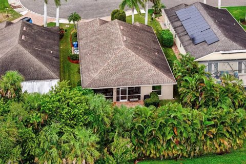 Villa ou maison à vendre à Bradenton, Floride: 3 chambres, 136.38 m2 № 2419976 - photo 5