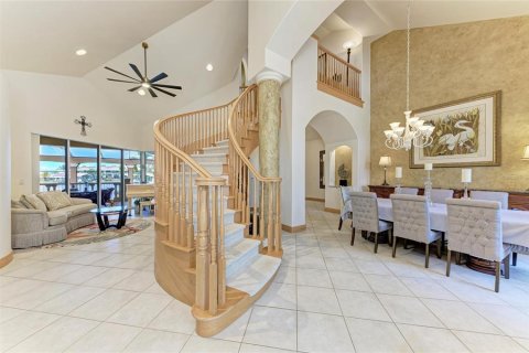 Casa en venta en Port Charlotte, Florida, 4 dormitorios, 441.47 m2 № 1833415 - foto 11