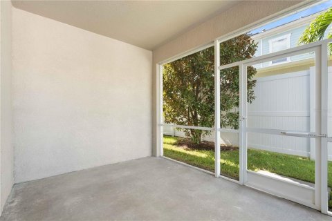 Townhouse in Dunedin, Florida 3 bedrooms, 138.24 sq.m. № 2202245 - photo 28