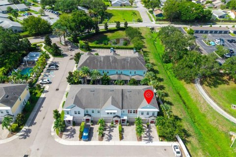 Townhouse in Dunedin, Florida 3 bedrooms, 138.24 sq.m. № 2202245 - photo 30