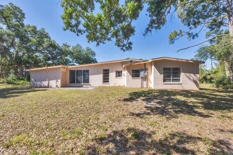 House in Port Charlotte, Florida 2 bedrooms, 107.4 sq.m. № 1654540 - photo 26