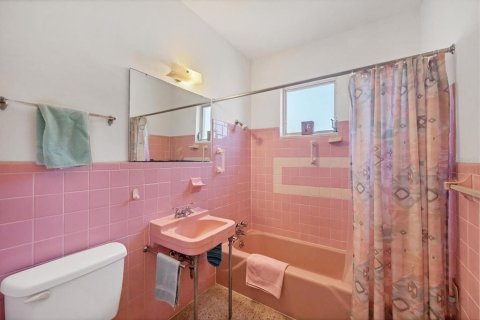 House in Port Charlotte, Florida 2 bedrooms, 107.4 sq.m. № 1654540 - photo 20