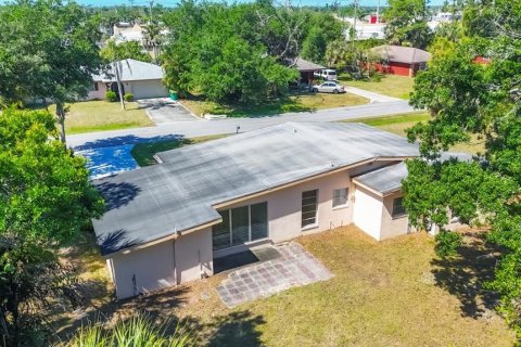 House in Port Charlotte, Florida 2 bedrooms, 107.4 sq.m. № 1654540 - photo 29