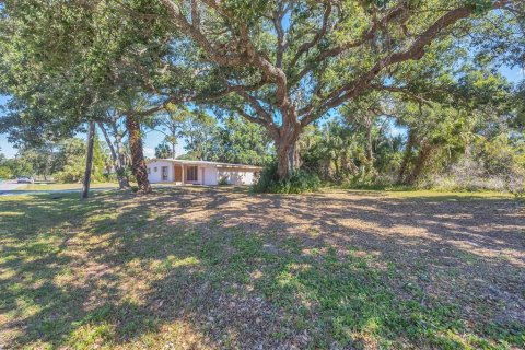 House in Port Charlotte, Florida 2 bedrooms, 107.4 sq.m. № 1654540 - photo 27