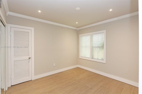 Appartement à louer à Miami, Floride: 2 chambres, 65.03 m2 № 2046303 - photo 13