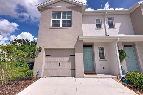 Townhouse in Davenport, Florida 3 bedrooms, 135.92 sq.m. № 1910766 - photo 1