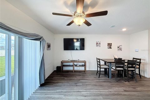 Townhouse in Davenport, Florida 3 bedrooms, 135.92 sq.m. № 1910766 - photo 8