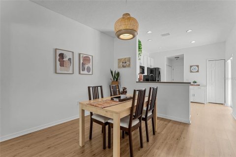 Adosado en venta en Windermere, Florida, 4 dormitorios, 152.55 m2 № 1822885 - foto 11