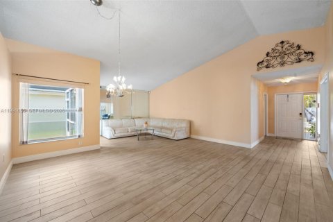 Casa en venta en Sunrise, Florida, 3 dormitorios, 160.44 m2 № 2056523 - foto 4