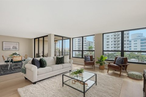 Condo in Sarasota, Florida, 2 bedrooms  № 1513547 - photo 3