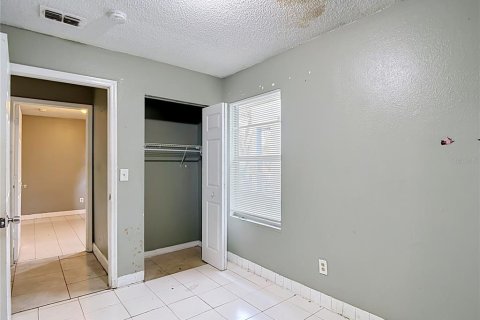 House in Tampa, Florida 3 bedrooms, 83.24 sq.m. № 2393724 - photo 17