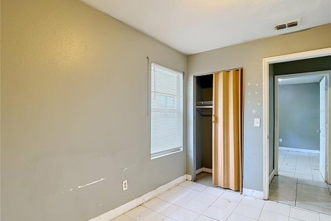 House in Tampa, Florida 3 bedrooms, 83.24 sq.m. № 2393724 - photo 14