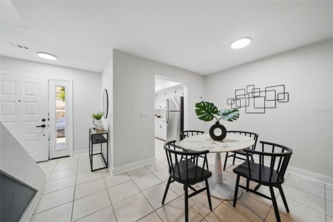 Townhouse in Largo, Florida 2 bedrooms, 97.36 sq.m. № 1777056 - photo 4