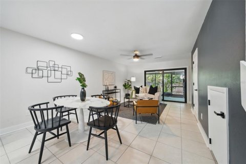 Townhouse in Largo, Florida 2 bedrooms, 97.36 sq.m. № 1777056 - photo 3