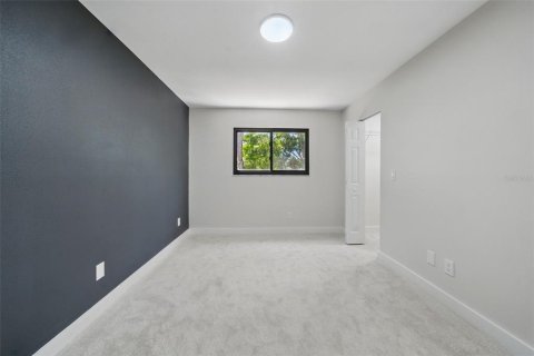 Townhouse in Largo, Florida 2 bedrooms, 97.36 sq.m. № 1777056 - photo 26