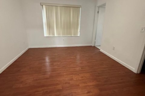 Condo in Pompano Beach, Florida, 2 bedrooms  № 2077655 - photo 22