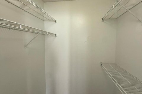 Condo in Pompano Beach, Florida, 2 bedrooms  № 2077655 - photo 15