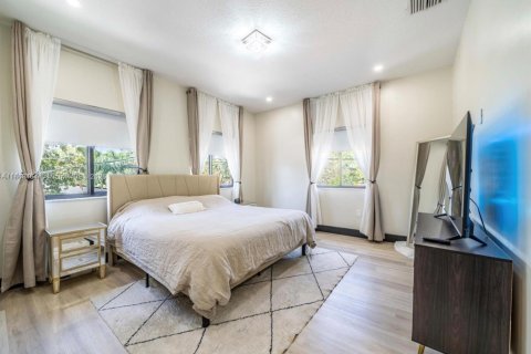 House in Fort Lauderdale, Florida 3 bedrooms, 200.48 sq.m. № 1896729 - photo 8