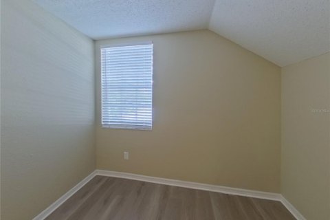 Casa en alquiler en Lutz, Florida, 4 dormitorios, 133.59 m2 № 1911032 - foto 10