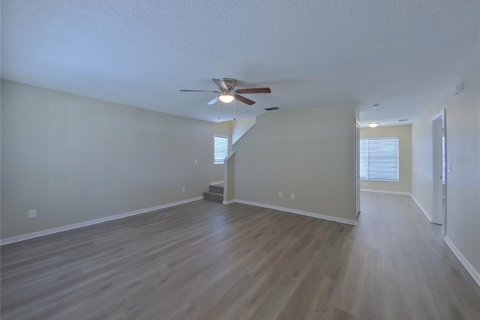 Casa en alquiler en Lutz, Florida, 4 dormitorios, 133.59 m2 № 1911032 - foto 2
