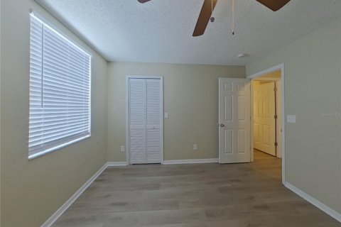 Casa en alquiler en Lutz, Florida, 4 dormitorios, 133.59 m2 № 1911032 - foto 12