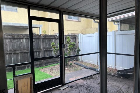 Touwnhouse à louer à Davie, Floride: 3 chambres, 130.06 m2 № 2386830 - photo 18