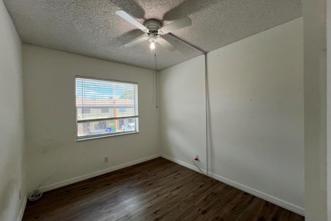 Touwnhouse à louer à Davie, Floride: 3 chambres, 130.06 m2 № 2386830 - photo 15