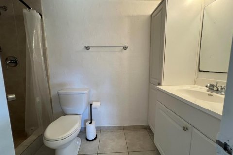 Touwnhouse à louer à Davie, Floride: 3 chambres, 130.06 m2 № 2386830 - photo 14