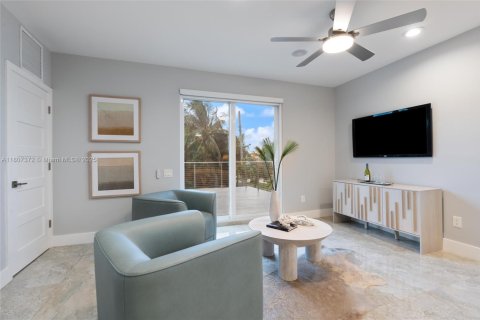 Casa en venta en Fort Lauderdale, Florida, 3 dormitorios, 178.93 m2 № 1748307 - foto 14