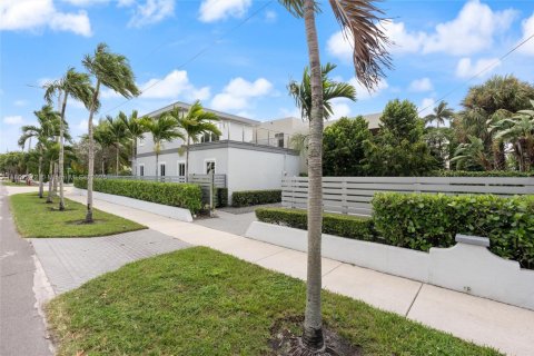 Casa en venta en Fort Lauderdale, Florida, 3 dormitorios, 178.93 m2 № 1748307 - foto 2