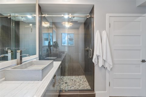 Casa en venta en Fort Lauderdale, Florida, 3 dormitorios, 178.93 m2 № 1748307 - foto 17