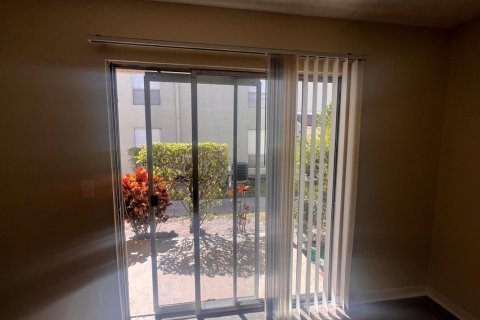 Condominio en venta en West Palm Beach, Florida, 2 dormitorios, 85.84 m2 № 2188228 - foto 5