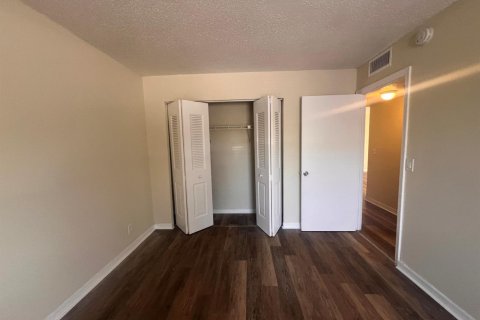 Condominio en venta en West Palm Beach, Florida, 2 dormitorios, 85.84 m2 № 2188228 - foto 18