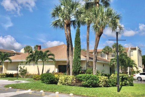 Condominio en venta en West Palm Beach, Florida, 2 dormitorios, 85.84 m2 № 2188228 - foto 24